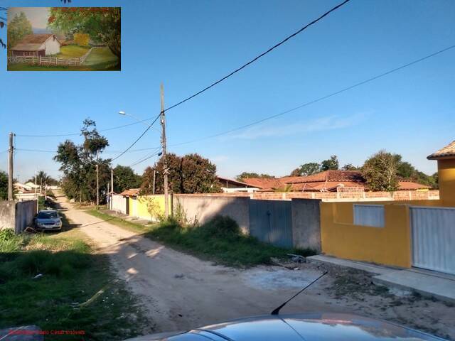 #033 - Casa para Venda em Araruama - RJ